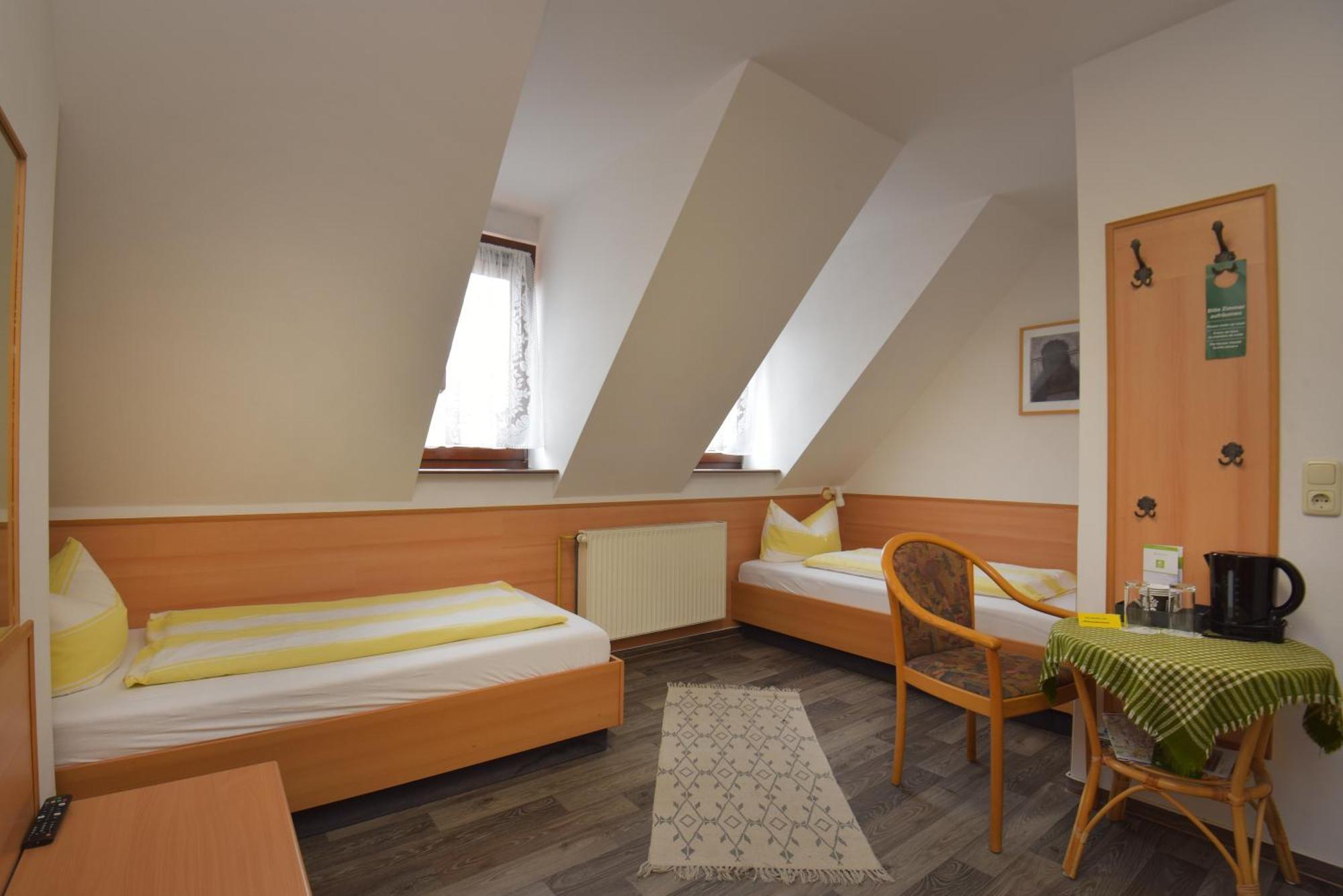 Pension Bergstube Bad Langensalza Exteriör bild