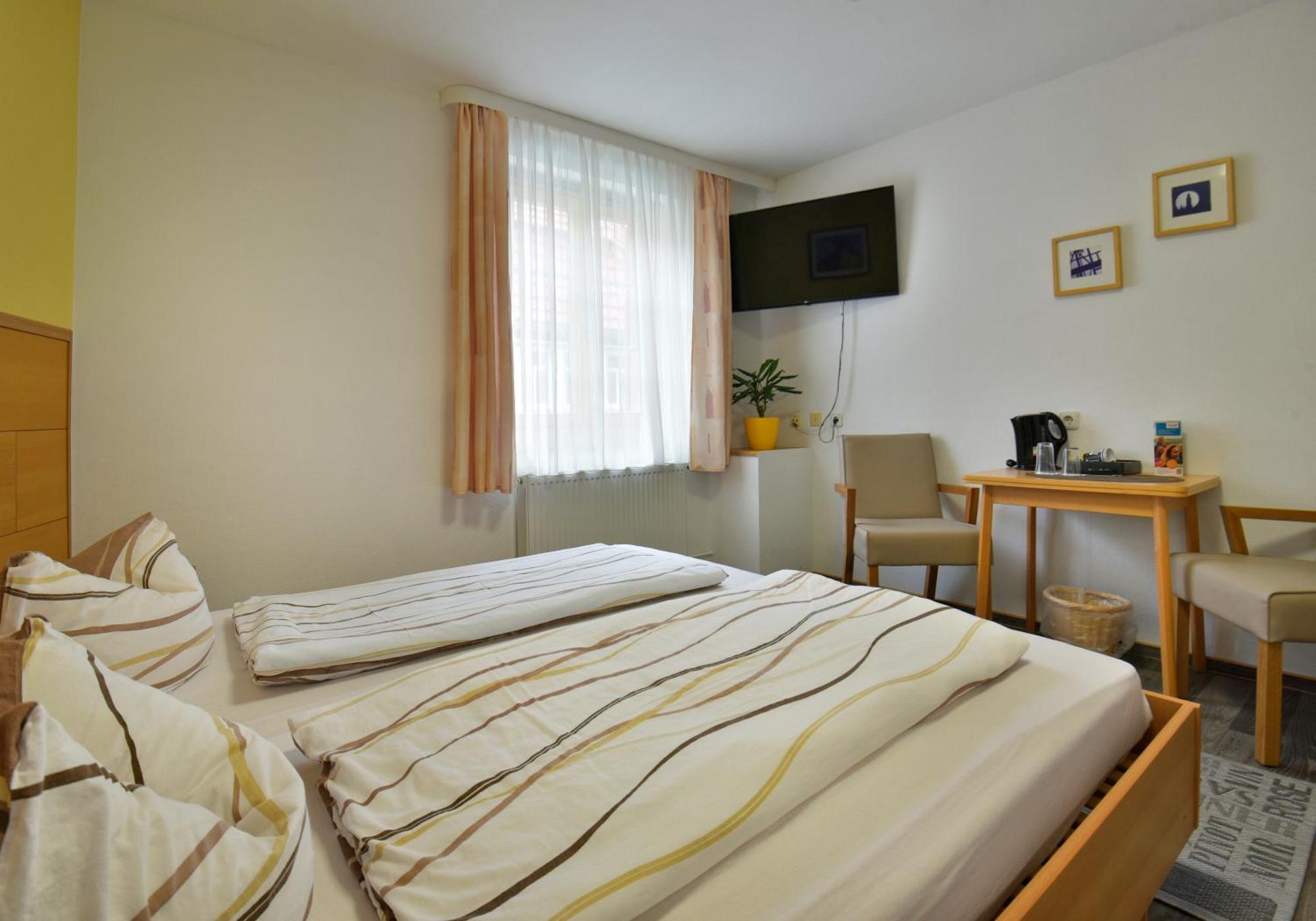 Pension Bergstube Bad Langensalza Exteriör bild
